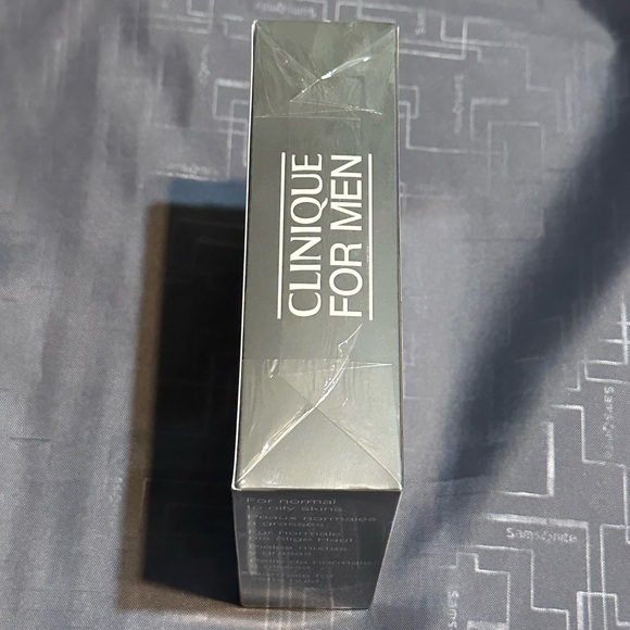 Clinique For Men - Great Skin To Go Kit - Picture 2 of 3